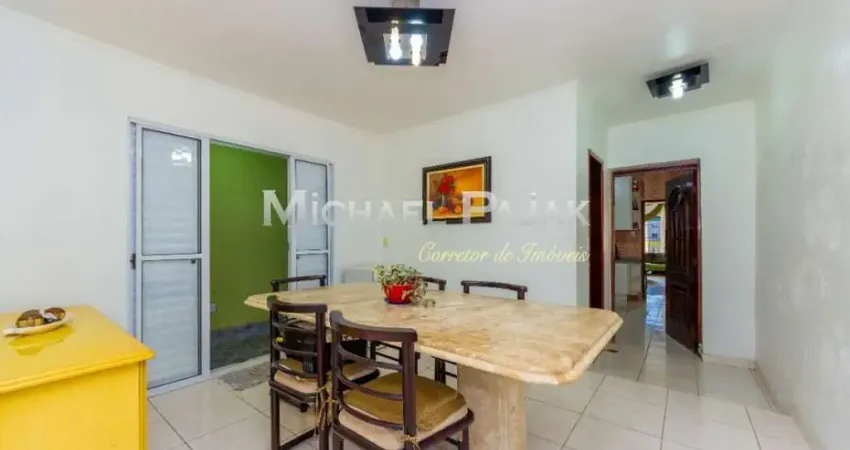 Sobrado para venda com 3 quartos, sendo 1 suíte - Michael Pajak (11) 99996 - 4550