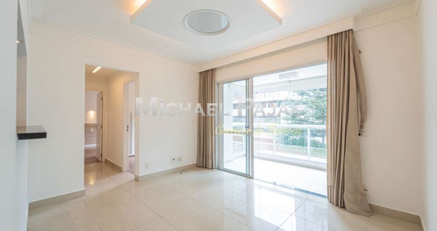 Apartamento tipo para venda com 2 quartos, sendo 1 suíte - Michael Pajak (11) 99996 - 4550