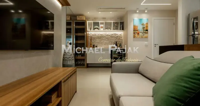Apartamento tipo para venda com 2 quartos, sendo 1 suíte - Michael Pajak (11)99996 - 4550