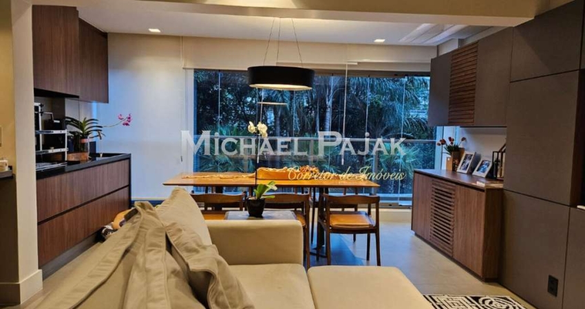 Apartamento tipo para venda com 2 quartos, sendo 2 suítes - Michael Pajak (11) 99996 - 4550