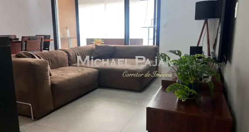 Apartamento tipo para venda com 2 quartos - Michael Pajak (11) 99996 - 4550
