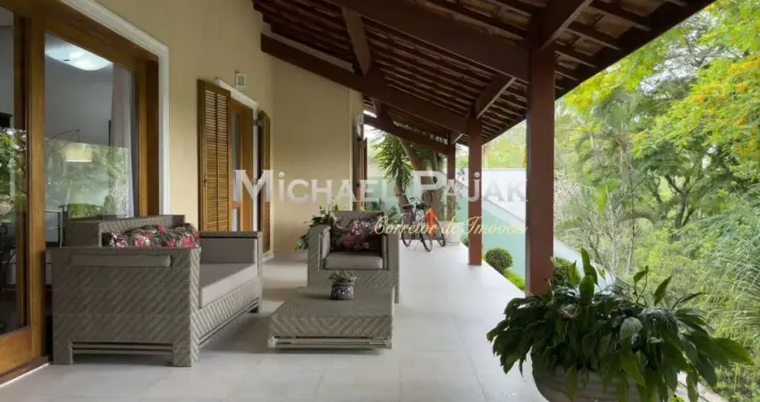 Casa em condomínio fechado com 5 quartos à venda na Rua Jabuticaba, 200, Algarve, Cotia