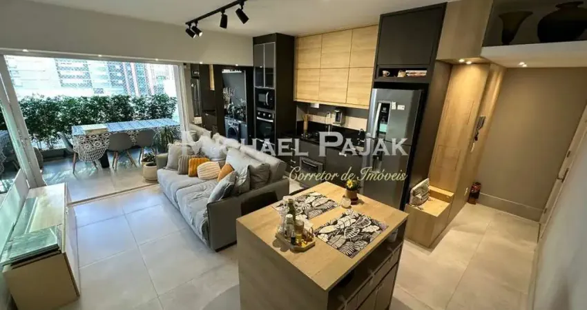 Apartamento de 2 Dormitório em Indianópolis - Michael Pajak (11) 99996-4550