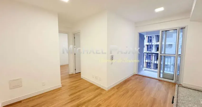 Apartamento tipo para venda com 2 quartos - Michael Pajak (11) 99996 - 4550