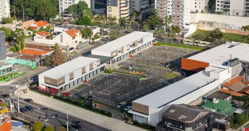 Loja para Operação Gastronômica no Cabral – 100m²