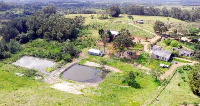 Chácara / sítio à venda na Rodovia Coronel Acrísio Martins Prates, 4705, Fiuza, Viamão