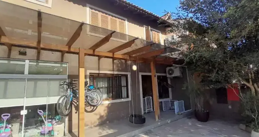 Casa em condomínio fechado com 4 quartos à venda na Rua Victor Osório Marona, 61, Mário Quintana, Porto Alegre