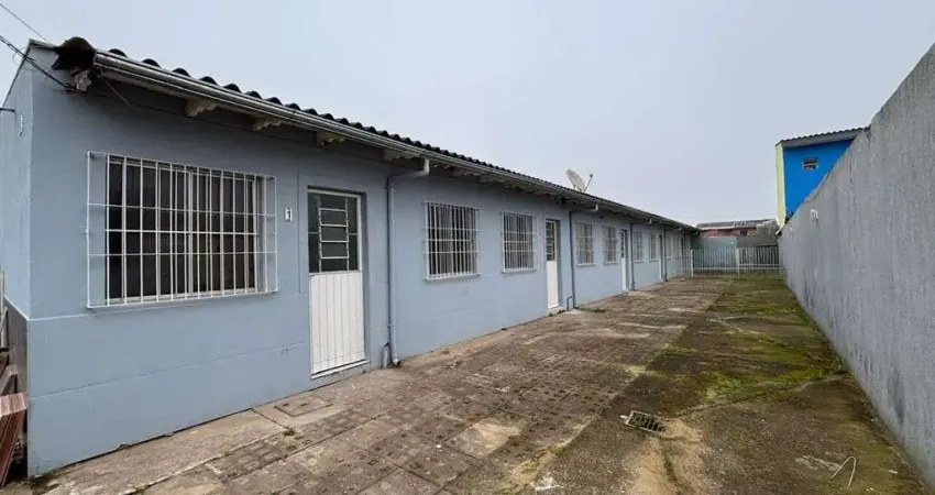 Casa com 2 quartos à venda na Avenida Pátria, 981, Formoza, Alvorada