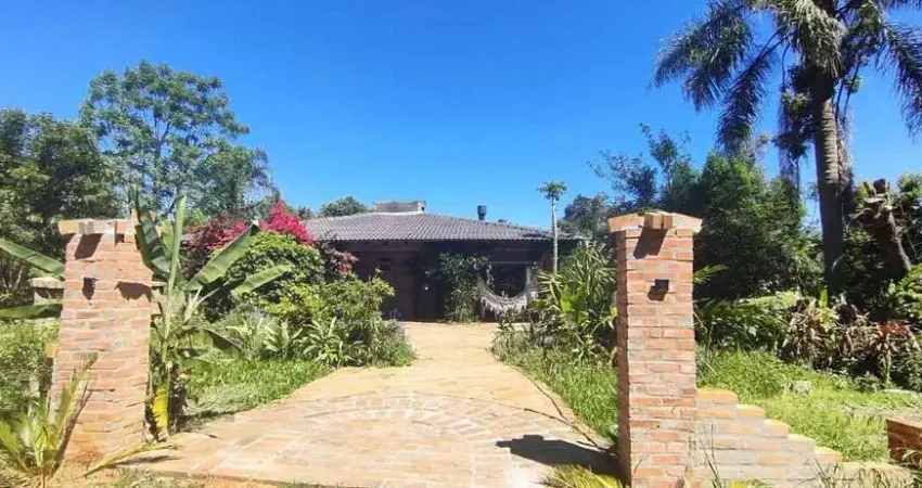 Casa de campo com 200m ², 4 suítes, lareira, piscina ao lado da villa ventura , viamão