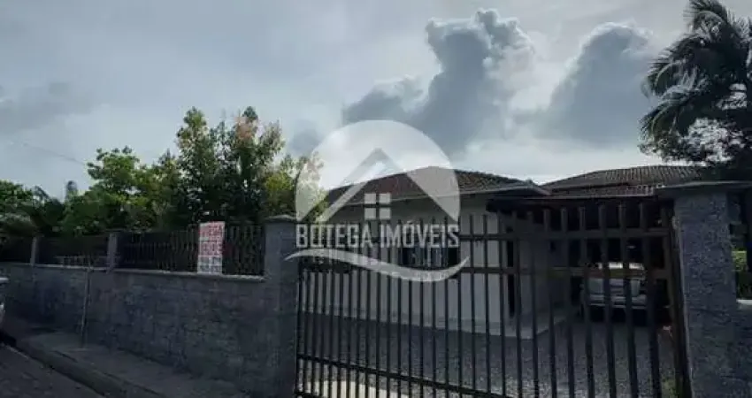 Casa com 3 quartos à venda no Espinheiros, Joinville 