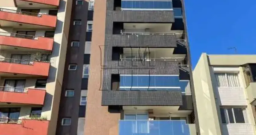 Apartamento 3 Quartos com 3 Suítes e 189m² - Centro
