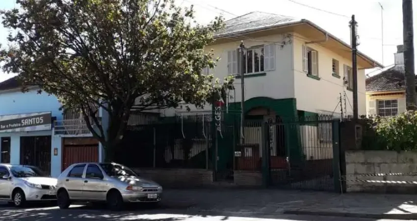 Casa com 3 quartos à venda na Rua Bento Gonçalves, 1, São Pelegrino, Caxias do Sul