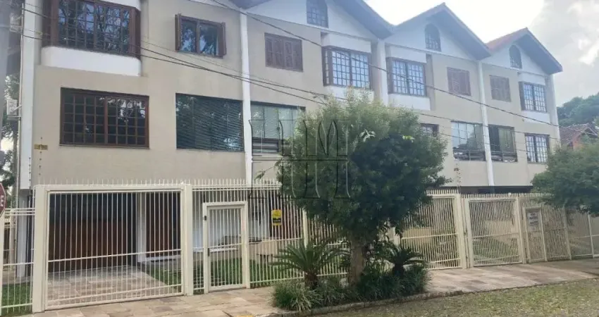 Sobrado Geminado 3 Quartos com 1 Suíte e 170m² - Madureira
