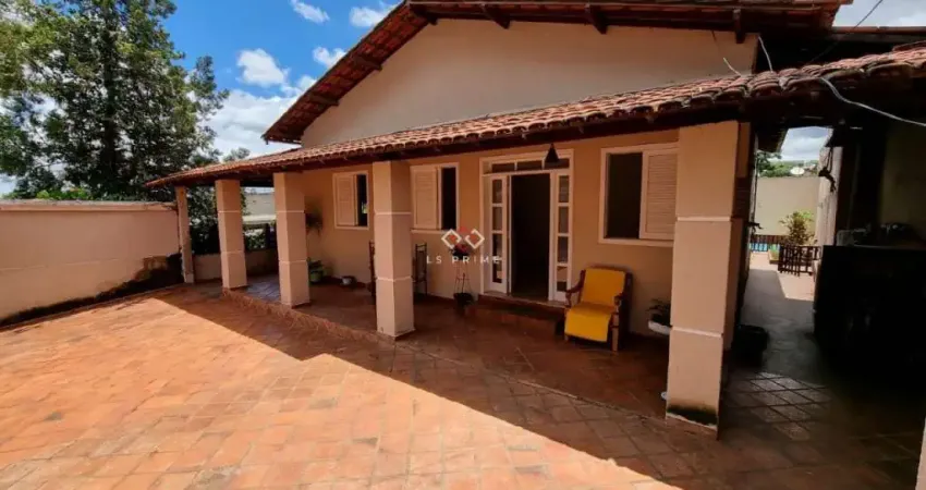 Casa com 4 quartos à venda na Padre Horácio Marques, 57, Joana D'arc, Lagoa Santa
