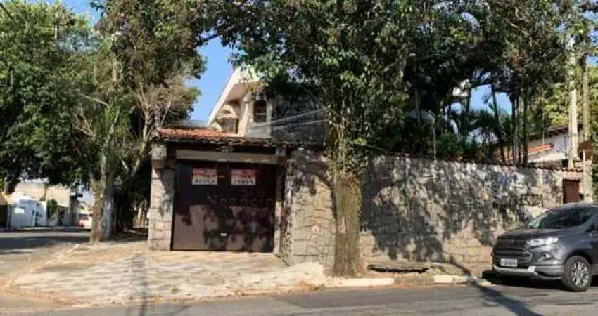 Casa com 3 quartos à venda na Avenida Ângelo Bianconi, A2m6a5ral , Jardim Realce, Suzano