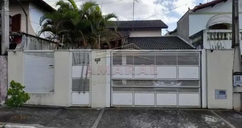 Casa com 3 quartos à venda na Avenida Ângelo Bianconi, Jardim Realce, Suzano