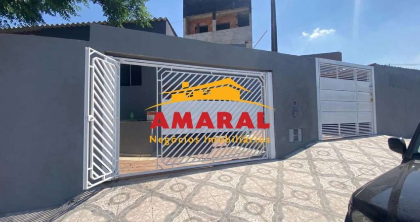 Casa com 2 quartos à venda na Rua Maria Dina Mathey, Parque Santa Rosa, Suzano