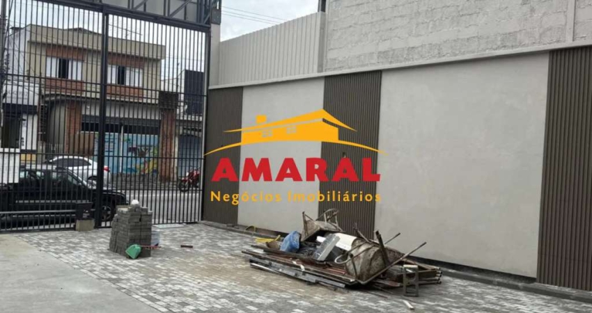 Sala comercial para alugar na Avenida Antônio Marques Figueira, Vila Figueira, Suzano