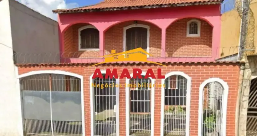 Imóvel raro, 3 Dormitórios (1 Suíte) com preço de ocasião no coração de Suzano!