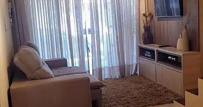 Imperdível oportunidade: Casa à venda em Camboriú-SC, bairro Santa Regina, 2 quartos, 2 salas, 2 banheiros e 1 vaga de garagem!