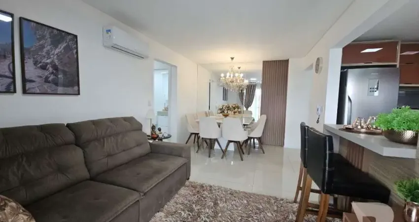 Venda de Apartamento no Centro de Camboriú-SC: 2 Quartos, 1 Suíte, 2 Salas, 2 Banheiros, 1 Vaga, 77m².