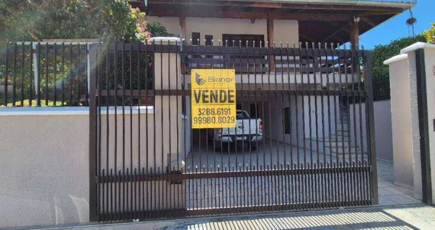 Casa com 4 dormitórios à venda, 290 m² por R$ 1.780.000,00 - Escola Agrícola - Blumenau/SC