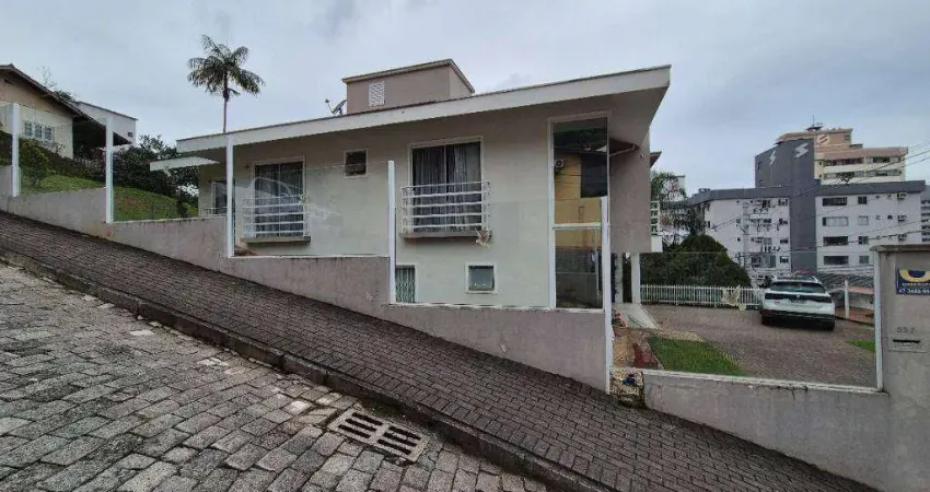 Casa com 3 dormitórios à venda, 204 m² por R$ 1.500.000,00 - Itoupava Seca - Blumenau/SC