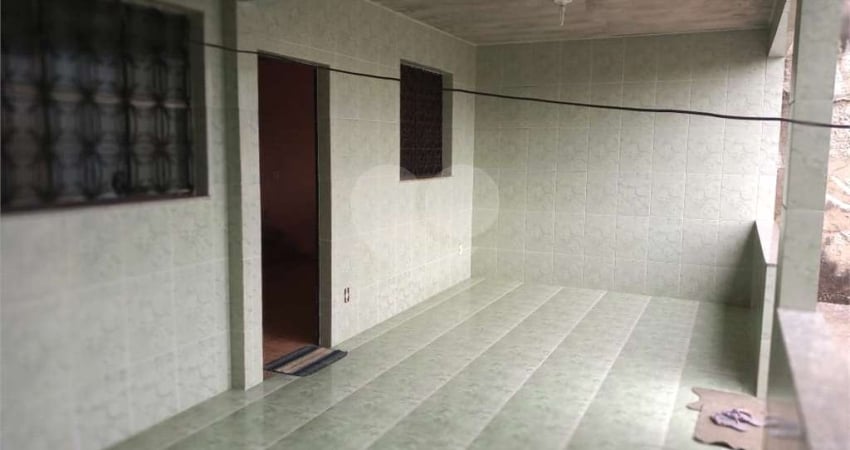 Casa com 3 quartos à venda na Quatorze, Campo Grande, Rio de Janeiro