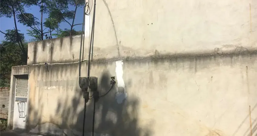 Apartamento à venda na Aloysio De Oliveira Barbosa, Santa Cruz, Rio de Janeiro