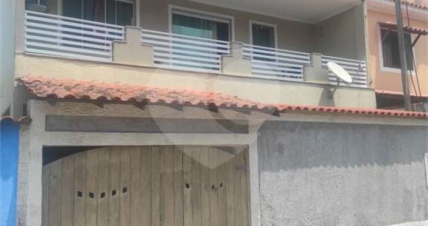 Casa com 4 quartos à venda em Santíssimo - RJ