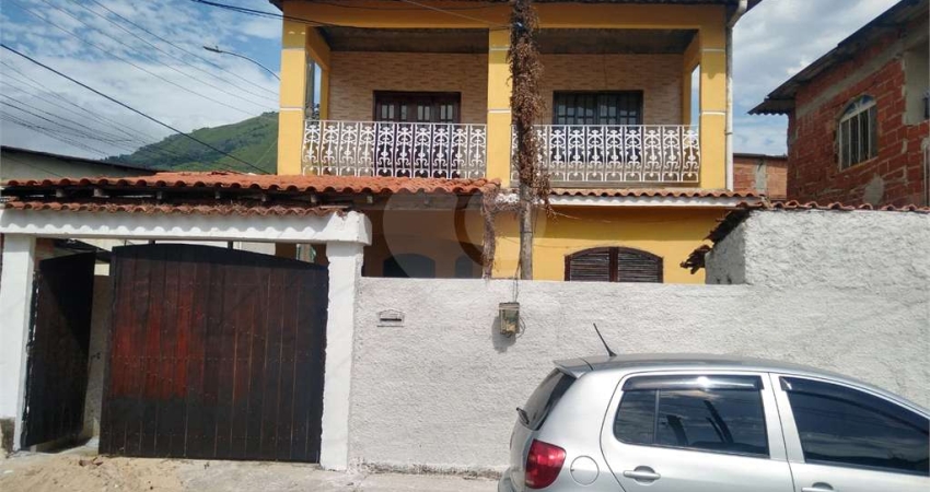 Casa com 3 quartos à venda na Irajuba, Campo Grande, Rio de Janeiro