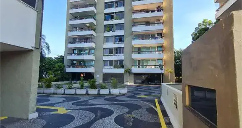 Apartamento com 3 quartos para locação em Campo Grande - RJ