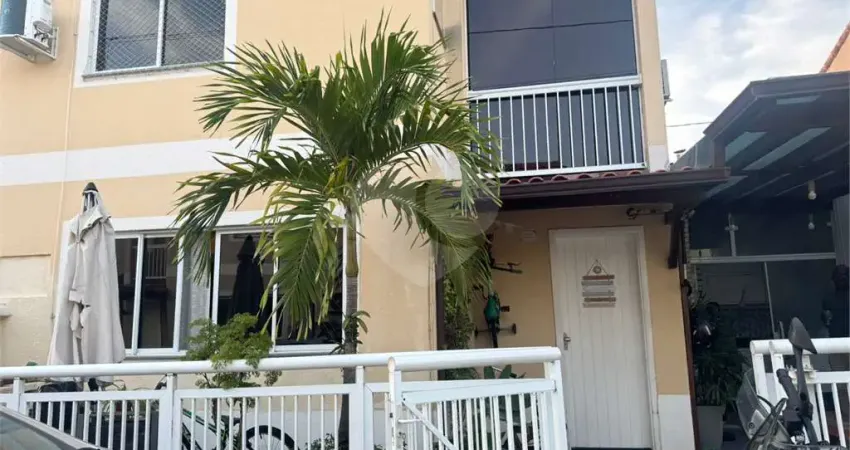 Condomínio com 2 quartos à venda em Guaratiba - RJ