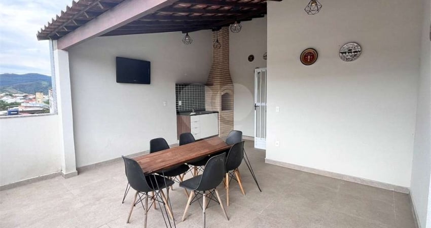 Condomínio com 3 quartos à venda ou para locação em Campo Grande - RJ