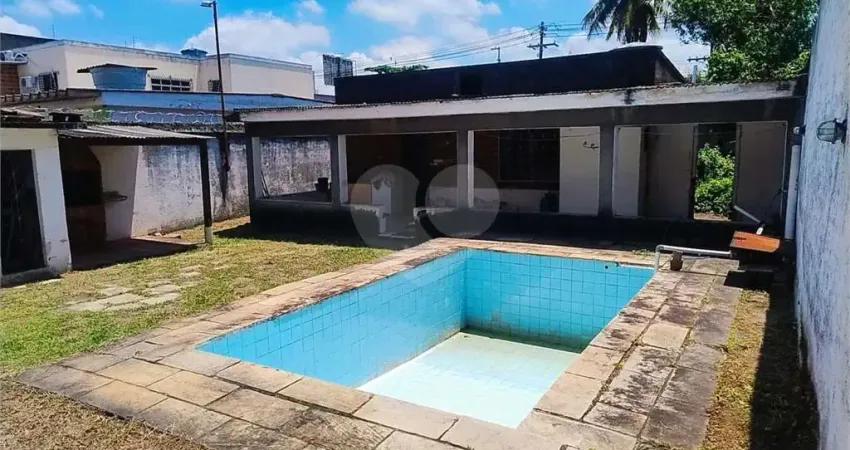Casa com 3 quartos à venda na Estrada do Mendanha, 928, Campo Grande, Rio de Janeiro