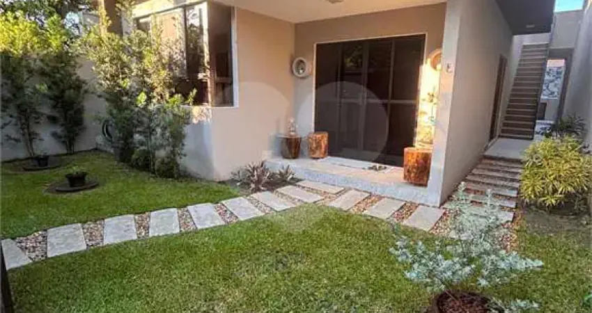 Terreno em condomínio fechado à venda na Estrada Roberto Burle Marx, 1062, Barra de Guaratiba, Rio de Janeiro