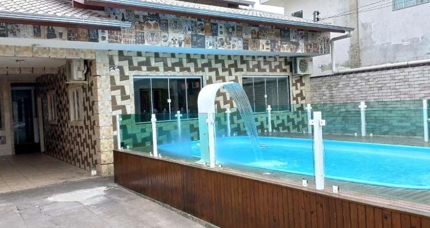 Casa com 3 quartos à venda na Rua São Jorge, 85, São Sebastião, Palhoça