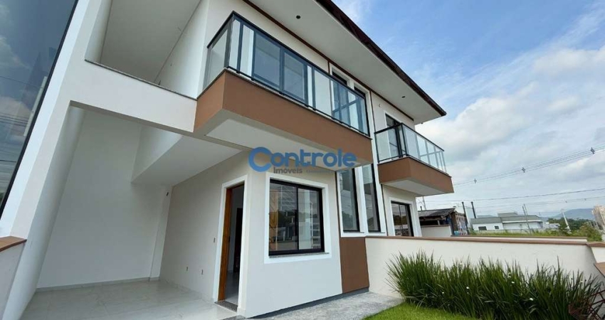 Casa com 2 quartos à venda na Nielsen Ubiratã Delfino José, 11, Bela Vista, Palhoça