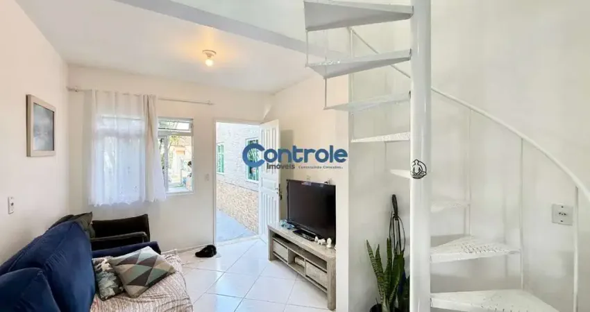 Casa com 4 quartos à venda na Rua dos Bacuparis, 250, Madri, Palhoça