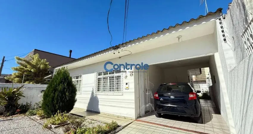 Casa com 3 quartos à venda na Rua Acácio Moreira, 183, Capoeiras, Florianópolis