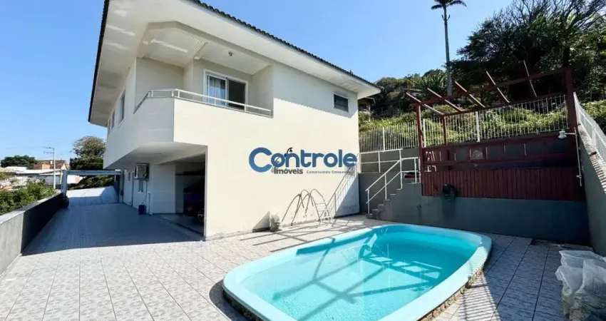 Casa com 3 quartos à venda na Rua Avelino Rocha, 40, Ponta de Baixo, São José