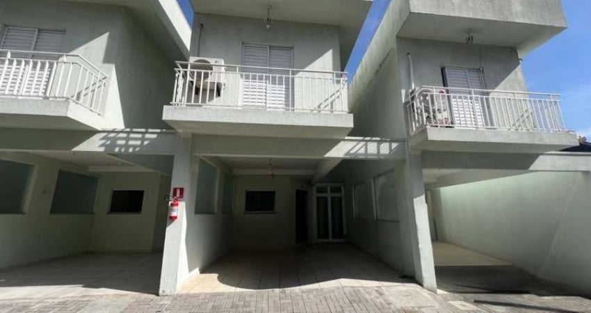 CASA CONDOMÍNIO FECHADO NO TATUAPÉ, 03 DORMITÓRIOS SENDO 01 SUÍTE, 02 VAGAS !!