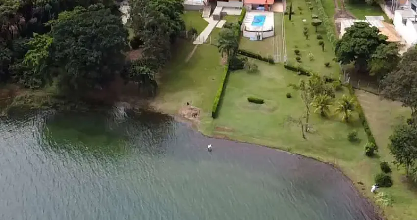 Rancho em sta fé do sul, as margens do rio, piscina, área gourmet !!