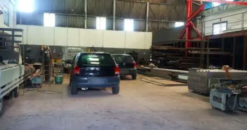 Prédio comercial com galpão industrial Perto da Av Sabará e Marginal Pinheiros