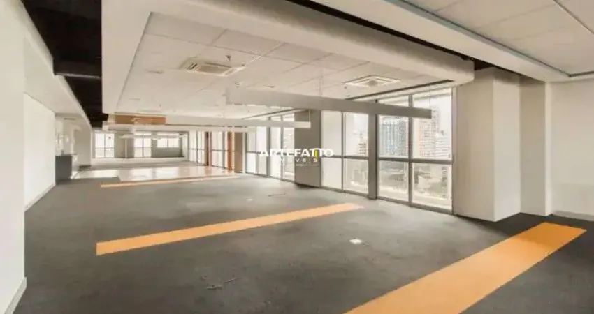 Andar corporativo de 873 m² ao lado do metrô Ana Rosa