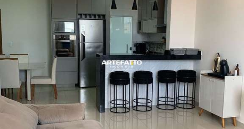 Apartamento com 2 dormitórios no bairro Santa Gianna