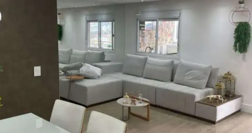 Apartamento recém reformado com imóveis planejados. Porteira FECHADA.