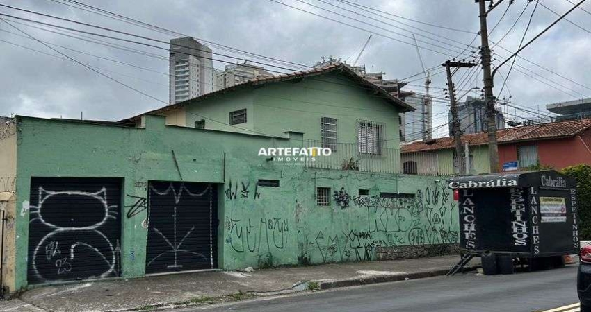 Casa de Esquina Ideal para por comércio clínica, escritórios perto da Marginal