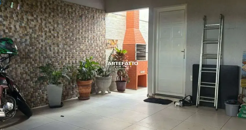 Casa no zanetti com 2 dorm., churrasqueira. excelente localização