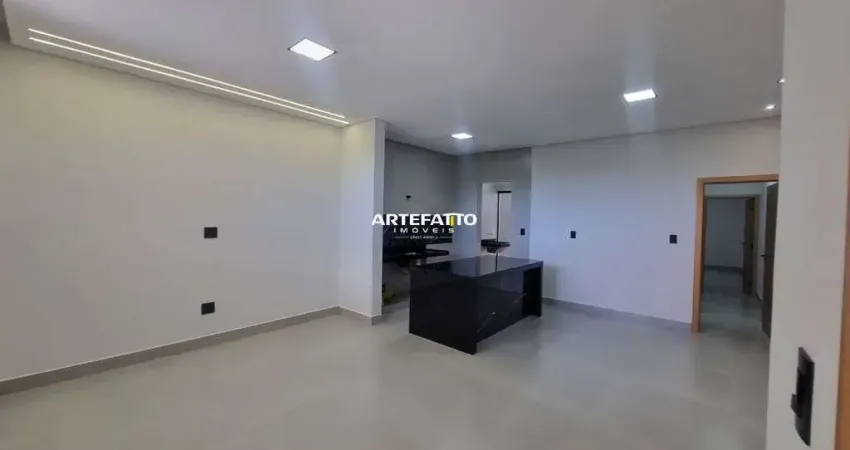 Apartamento santa lúcia, 2 dorm. sendo 1 suíte, 2 vagas de garagem.